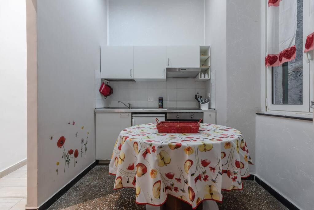 Appartamento Croce Bianca Prua - Affitti Brevi Italia เจนัว ภายนอก รูปภาพ